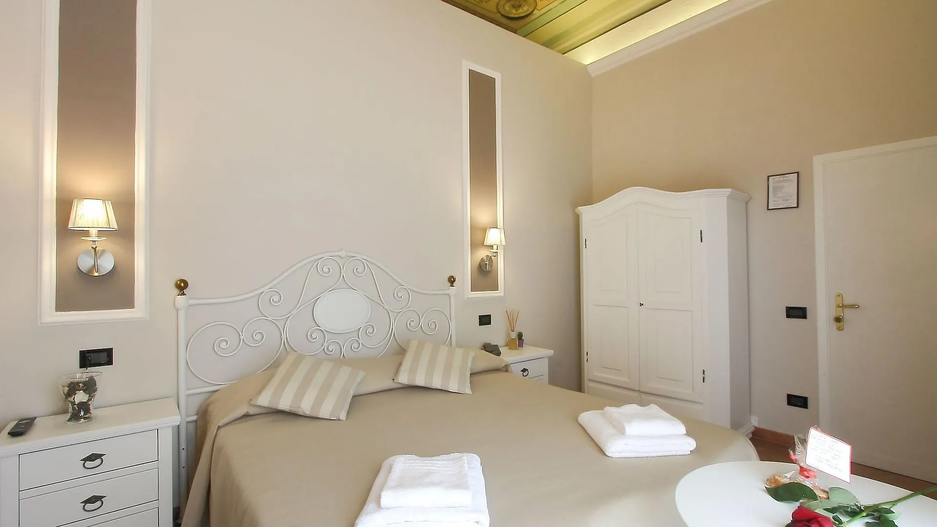 ***  Hotel Ferrucci فلورنس إيطاليا