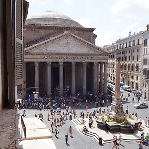sole-al-pantheon.it-romehotels.com/